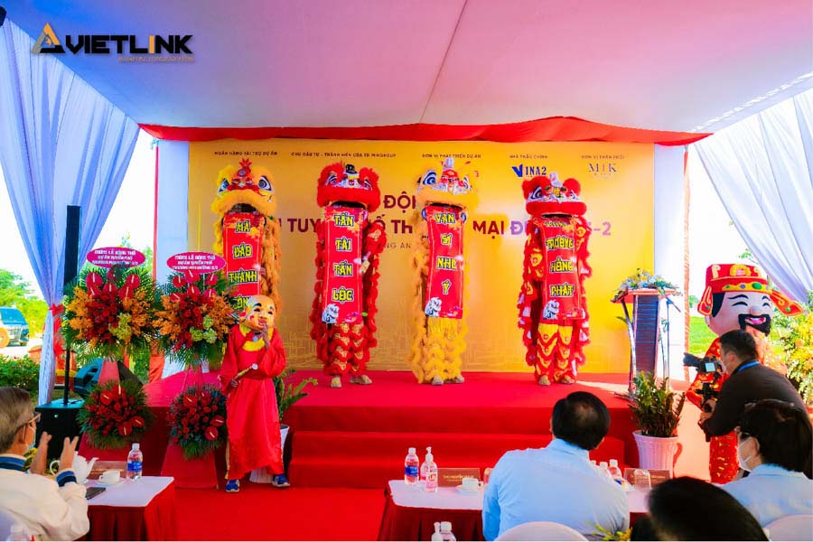 dich vu to chuc le khoi cong